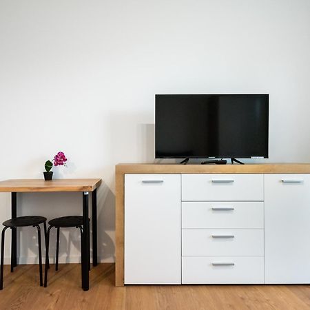 Hohome Comfy Apartments وارسو المظهر الخارجي الصورة