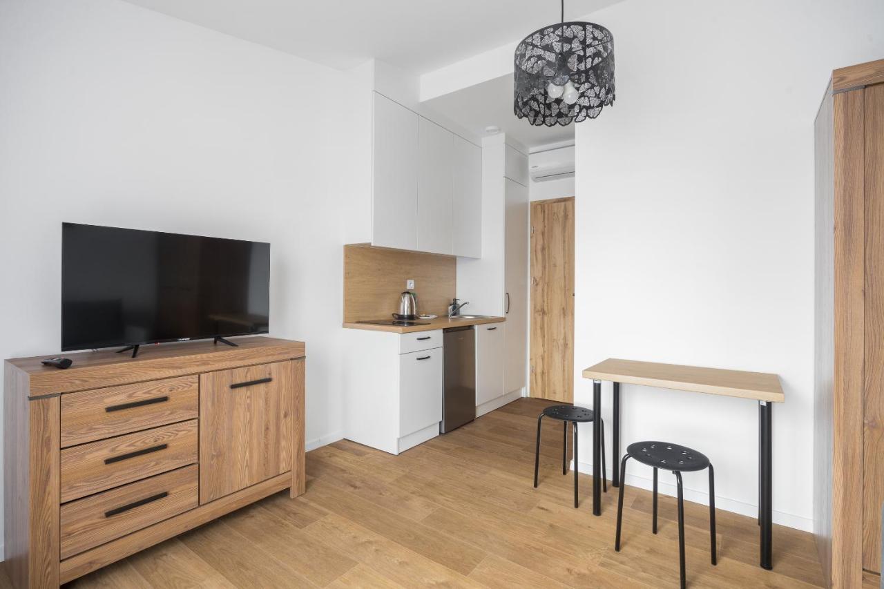 Hohome Comfy Apartments وارسو المظهر الخارجي الصورة