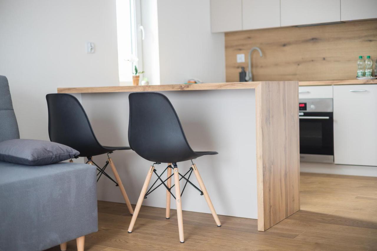 Hohome Comfy Apartments وارسو المظهر الخارجي الصورة