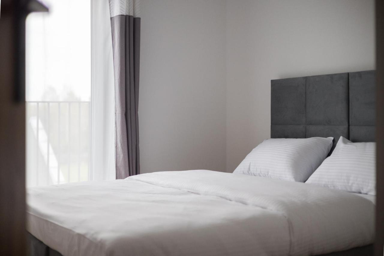 Hohome Comfy Apartments وارسو المظهر الخارجي الصورة