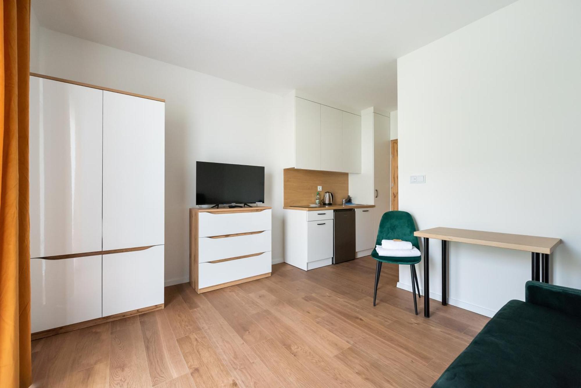 Hohome Comfy Apartments وارسو المظهر الخارجي الصورة